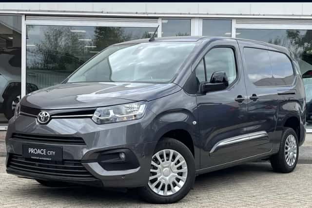 Toyota Proace (2024) thumbnail 1