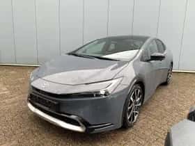 Toyota Prius (2024) thumbnail 2