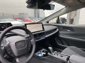 Toyota Prius (2024) thumbnail 8