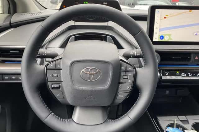 Toyota Prius (2024) thumbnail 10