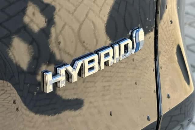Toyota RAV4 (2022) thumbnail 24