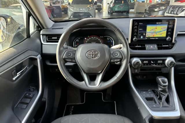 Toyota RAV4 (2022) thumbnail 25