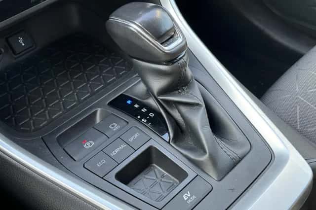 Toyota RAV4 (2022) thumbnail 34