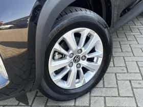 Toyota Yaris Cross (2023) thumbnail 2