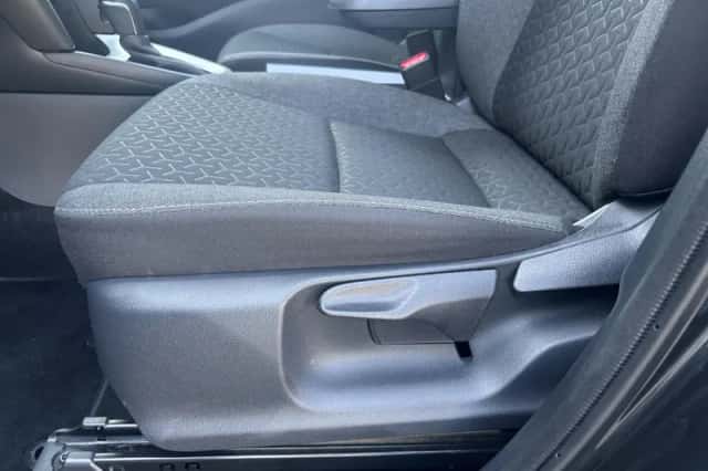 Toyota Yaris Cross (2023) thumbnail 18