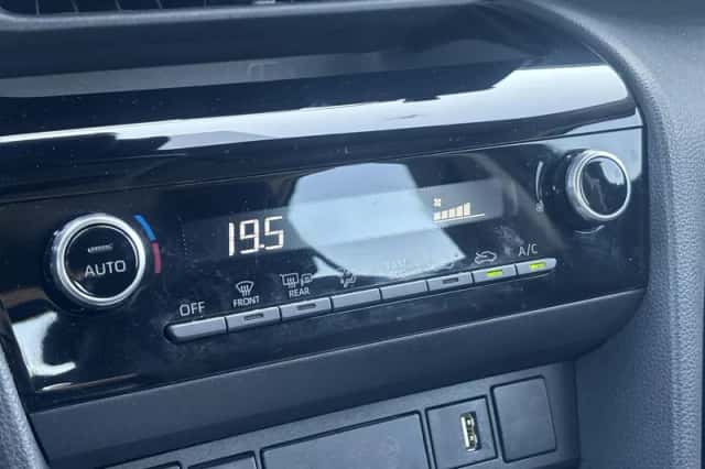 Toyota Yaris Cross (2023) thumbnail 31