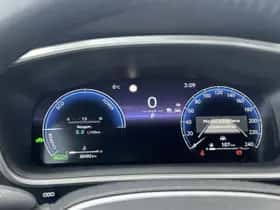 Toyota Corolla (2023) thumbnail 3
