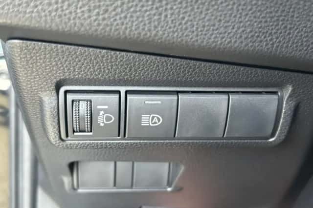 Toyota Corolla (2023) thumbnail 29