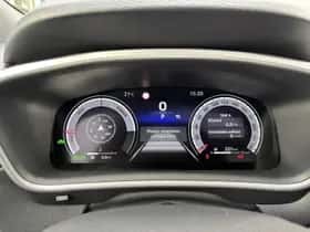 Toyota Corolla (2024) thumbnail 3