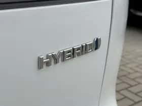 Toyota Corolla (2024) thumbnail 24