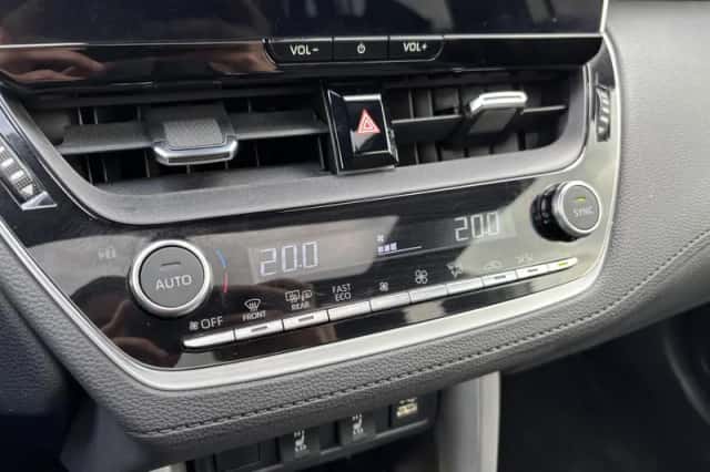 Toyota Corolla (2024) thumbnail 4