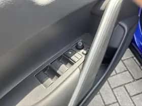 Toyota Corolla (2024) thumbnail 26
