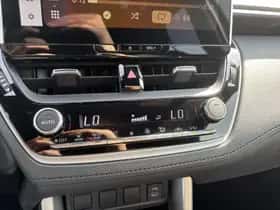 Toyota Corolla (2024) thumbnail 4