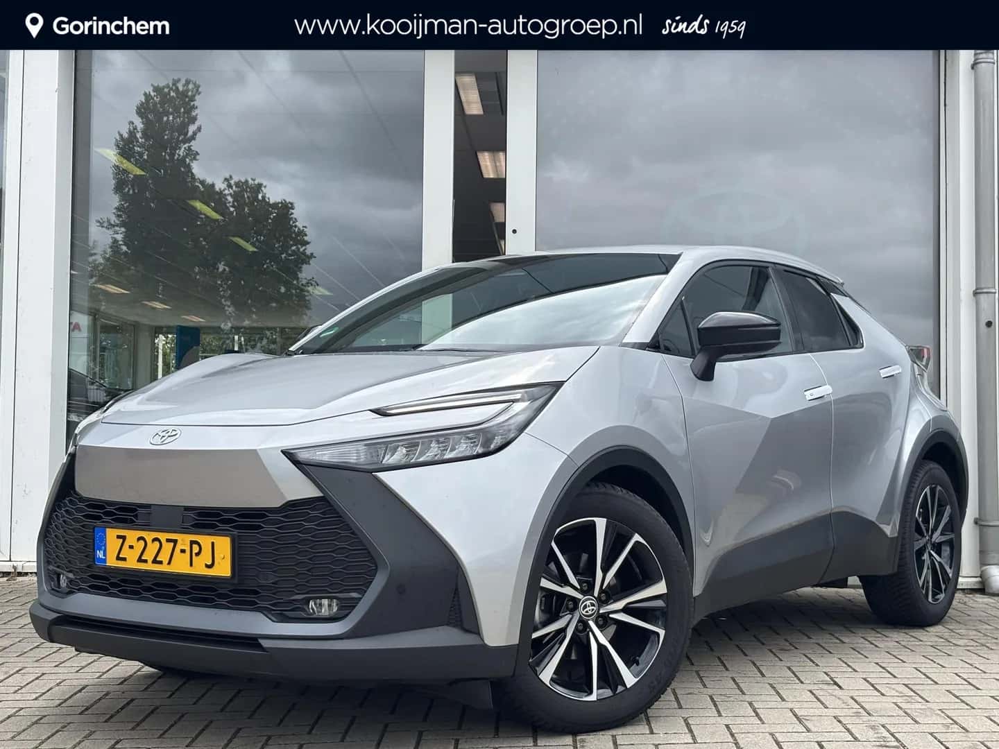 Toyota C-HR (2024) — foto 1