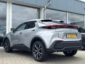 Toyota C-HR (2024) thumbnail 12