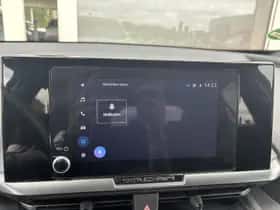 Toyota C-HR (2024) thumbnail 18