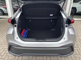 Toyota C-HR (2024) thumbnail 32
