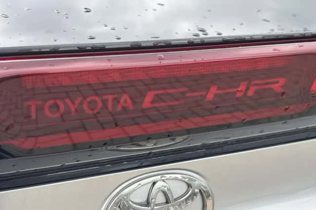Toyota C-HR (2024) thumbnail 33