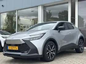 Toyota C-HR (2024) thumbnail 7