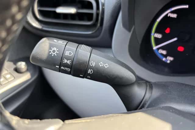 Toyota Yaris Cross (2022) thumbnail 21