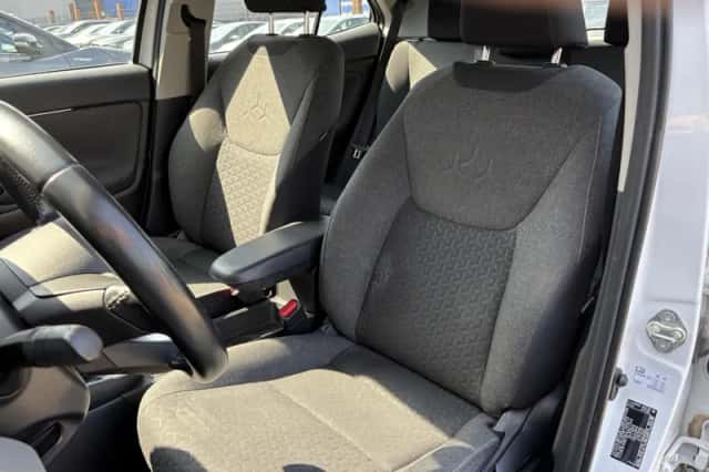 Toyota Yaris Cross (2022) thumbnail 29