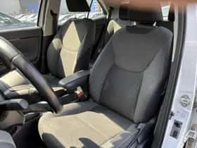 Toyota Yaris Cross (2022) thumbnail 29