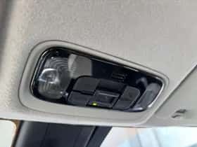Toyota Yaris Cross (2022) thumbnail 32