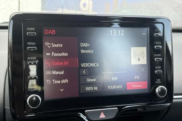 Toyota Yaris Cross (2024) thumbnail 11