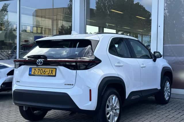 Toyota Yaris Cross (2024) thumbnail 12