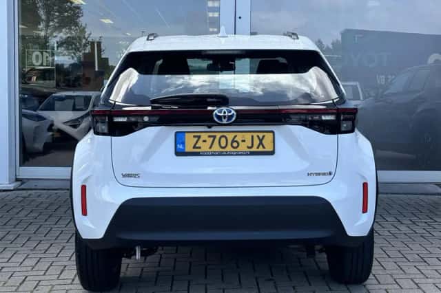 Toyota Yaris Cross (2024) thumbnail 13