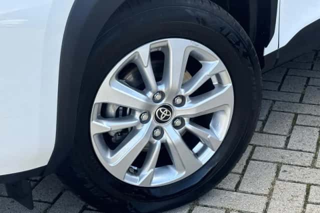 Toyota Yaris Cross (2024) thumbnail 15