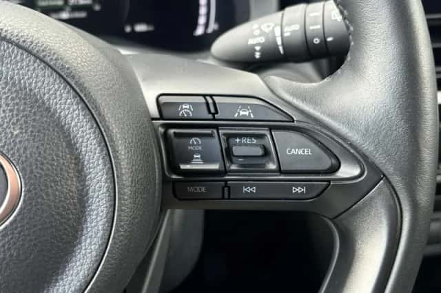 Toyota Yaris Cross (2024) thumbnail 17
