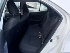 Toyota Yaris Cross (2024) thumbnail 24