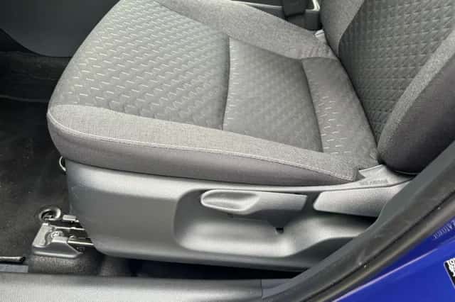 Toyota Yaris Cross (2024) thumbnail 29