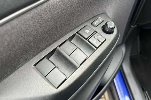Toyota Yaris Cross (2024) thumbnail 31