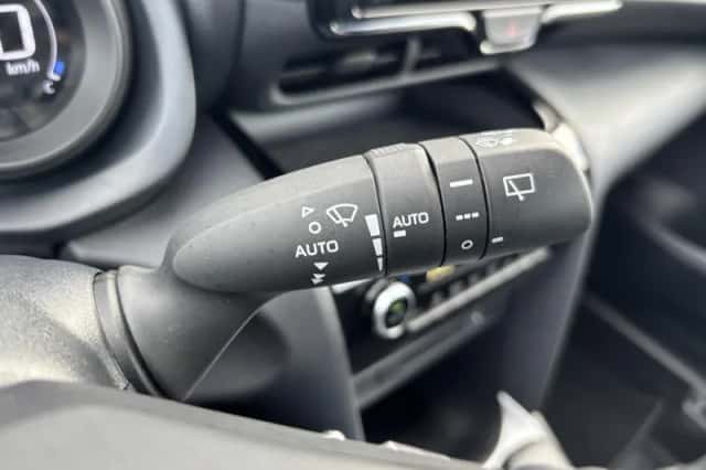 Toyota Yaris Cross (2024) thumbnail 20