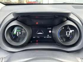 Toyota Yaris Cross (2024) thumbnail 3