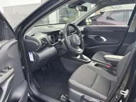 Toyota Yaris Cross (2024) thumbnail 27