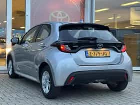 Toyota Yaris (2024) thumbnail 12