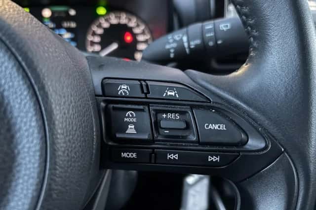 Toyota Yaris (2024) thumbnail 16