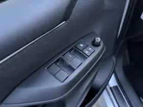 Toyota Yaris (2024) thumbnail 24