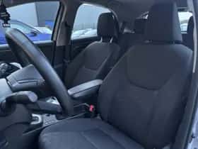Toyota Yaris (2024) thumbnail 25