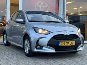 Toyota Yaris (2024) thumbnail 5