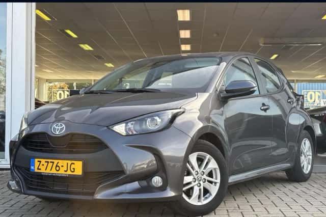 Toyota Yaris (2024) thumbnail 1