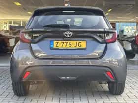 Toyota Yaris (2024) thumbnail 12