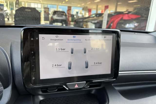 Toyota Yaris (2024) thumbnail 15