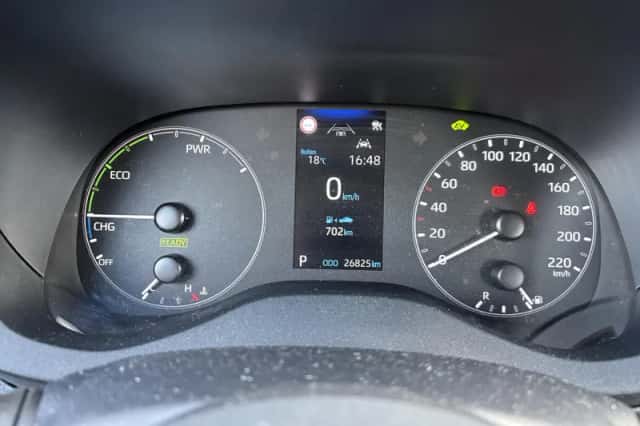 Toyota Yaris (2024) thumbnail 3