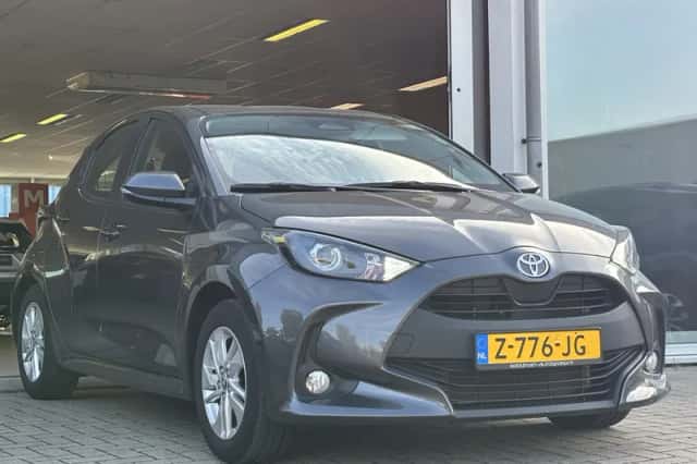 Toyota Yaris (2024) thumbnail 5