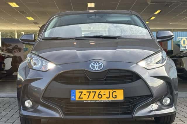 Toyota Yaris (2024) thumbnail 6