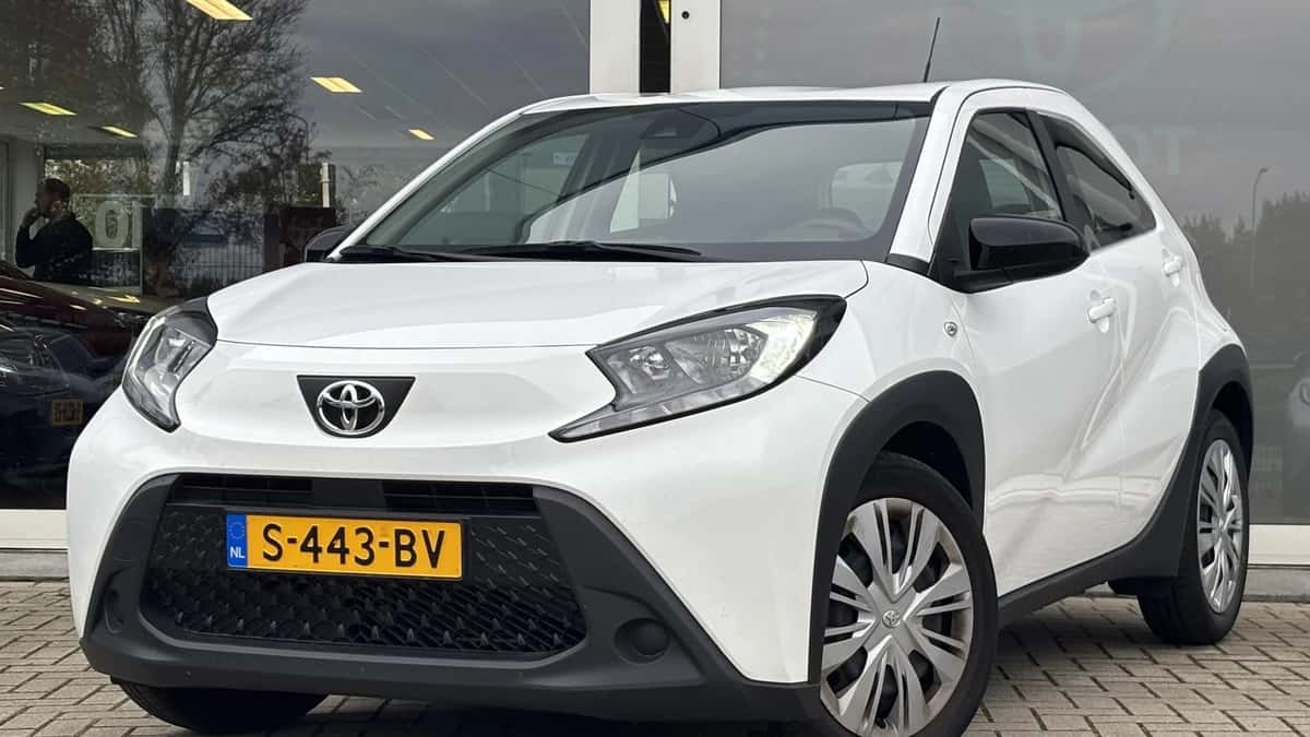 Toyota Aygo (2023) — foto 1